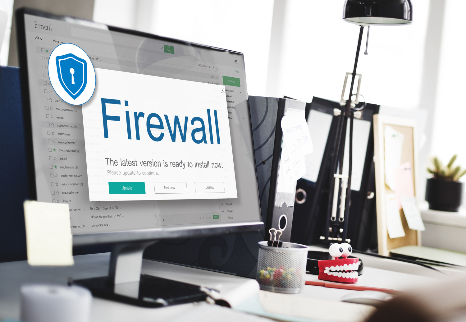 Zapora firewall w sieciach firmowych – co to jest i jak działa?